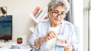 Milyonlarca emeklinin gözü bu gelişmede: Maaş farkları için tarih verildi