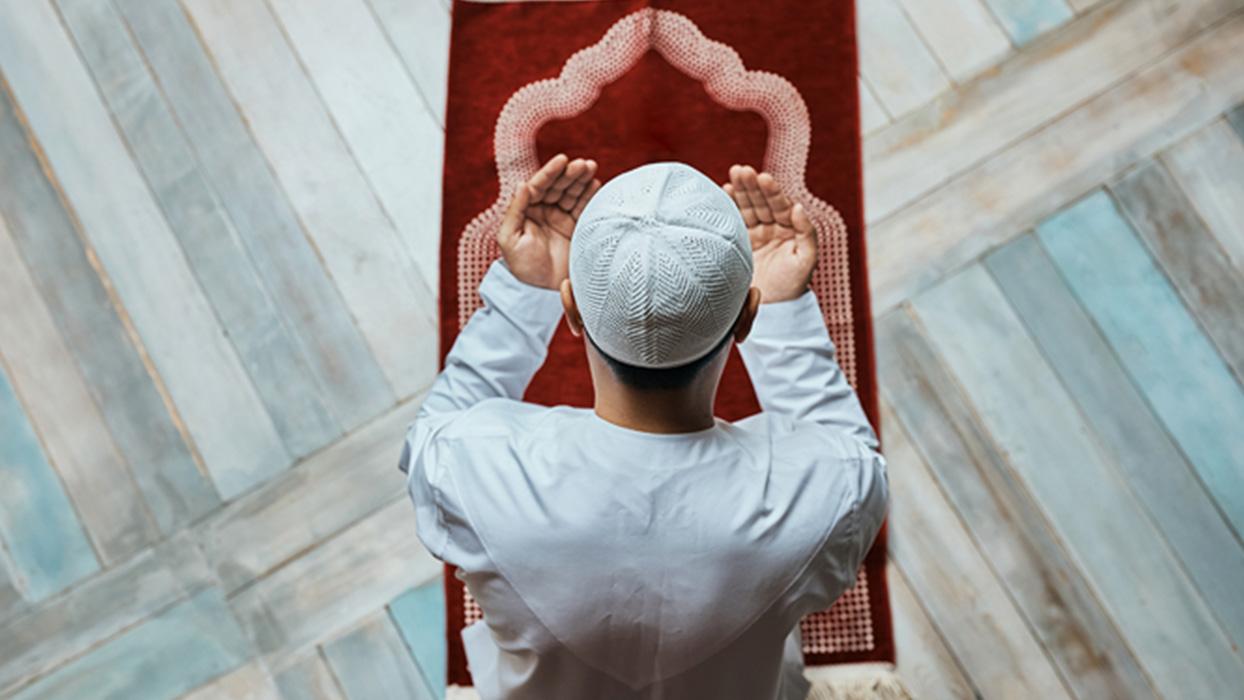 Berat Kandili'nde 100 rekatlık namaz nasıl kılınır? 100 rekatlık namaza nasıl niyet edilir?