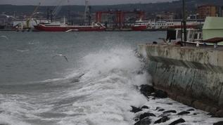 Tekirdağ ve Kırklareli'nde eğitime "olumsuz hava" engeli