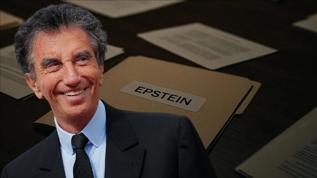Esptein doyasında yüzlerce kez adı geçmişti… Eski Fransız Bakan Lang baskılara dayanamadı