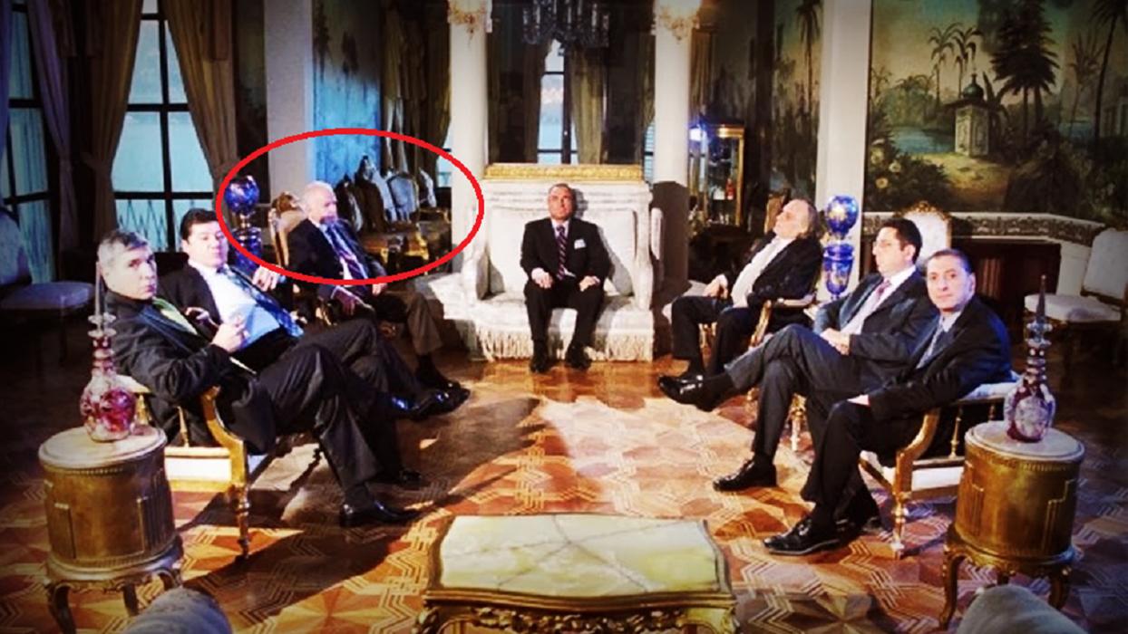 Kurtlar Vadisi'nin Hüsrev Ağa'sıydı... Bakın 24 yıllık eşi kimmiş!