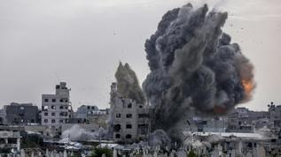 Soykırımcı İsrail ateşkese rağmen durmuyor! Gazze'de hava saldırıları ve yıkımlarını sürdürüyor