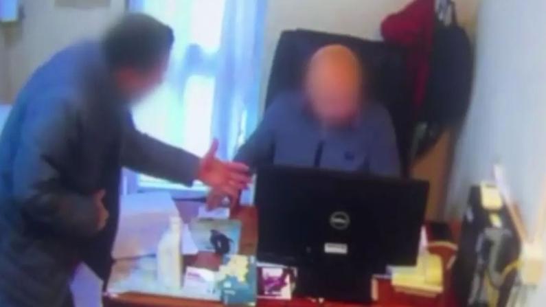 Rüşvetin görüntüsü ortaya çıktı! Kurumun çürük elmaları gözaltına alındı