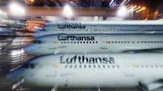 Almanya'da havayolu ulaşımı felç: En az 69 bin yolcu etkilendi