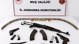 Muş'ta silah ve mühimmat ele geçirildi