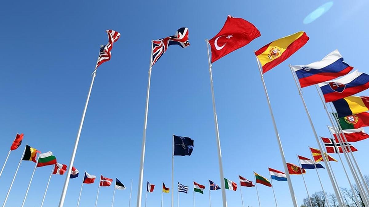 Almanya'dan dikkat çeken NATO vurgusu! Türkiye'de yapılacak zirveyi işaret etti