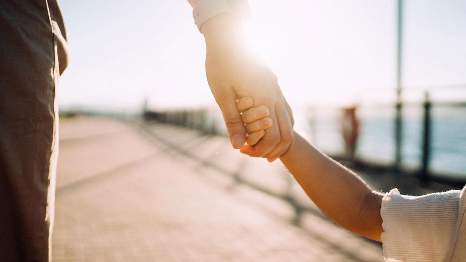 Ailede duygusal olarak ihmal edilen çocukların suça yönelme riski artıyor