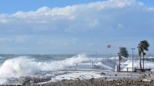 Meteoroloji uyardı! Batı Karadeniz, Marmara, Ege ve Batı Akdeniz'de fırtına bekleniyor