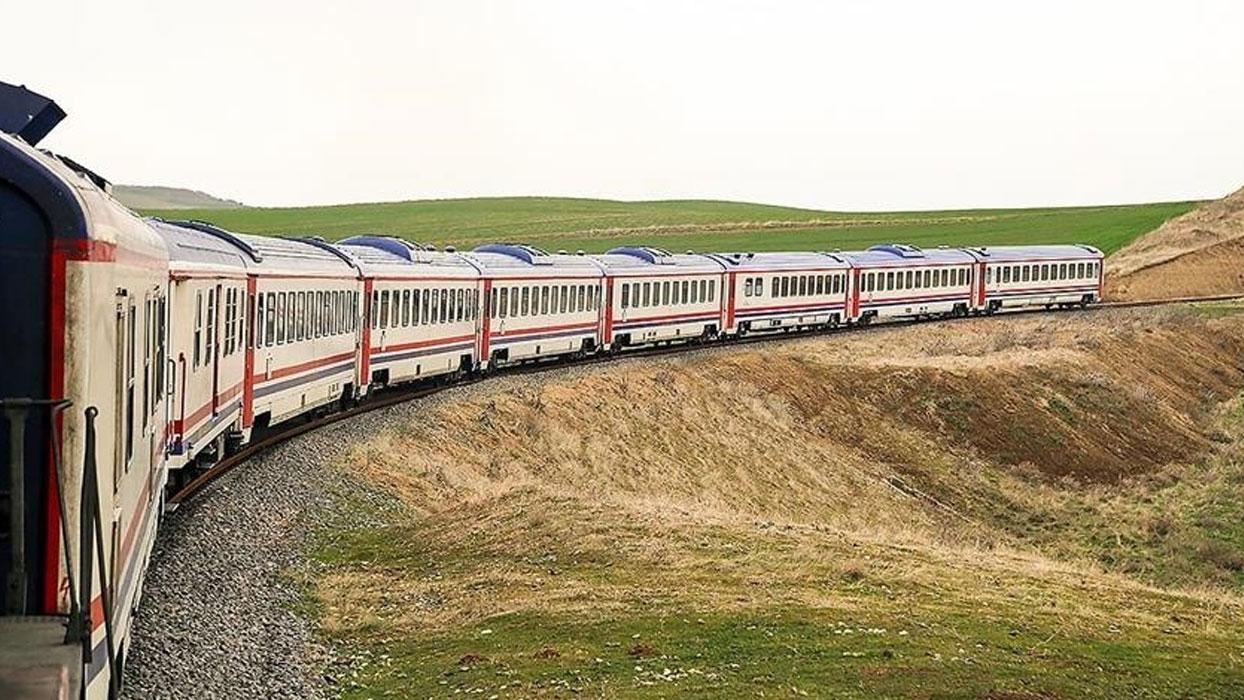 Türkiye'nin demir yolu tecrübesi Asya ve Afrika ülkelerine örnek oldu