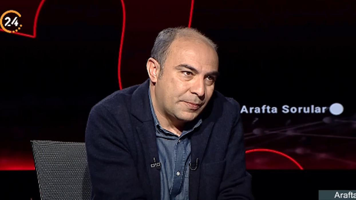 Akademisyen-Yazar İdris Kardaş dijital kapitalizme dikkat çekti: İnsanlar kime oy vermeliyim diye yapay zekaya soracak