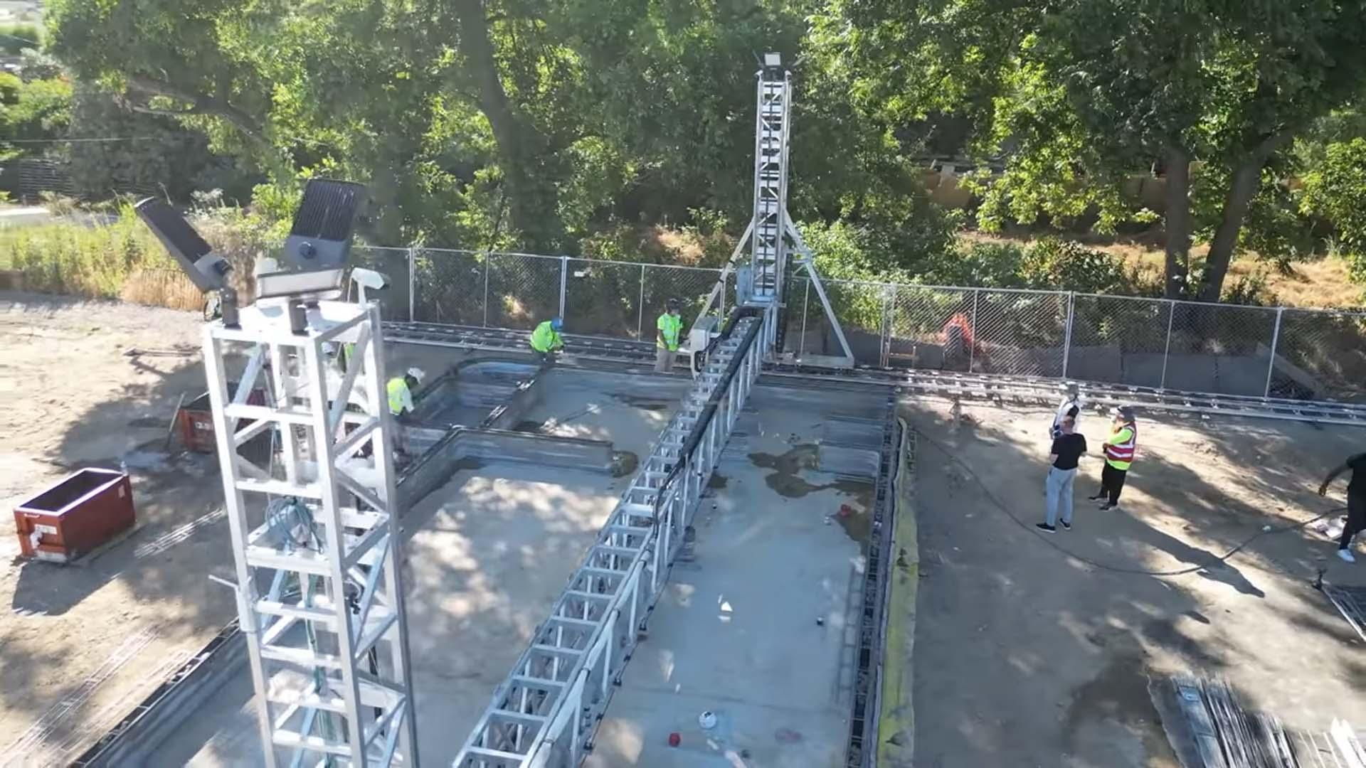 Kaliforniya'da robotlar mahalle inşa etti