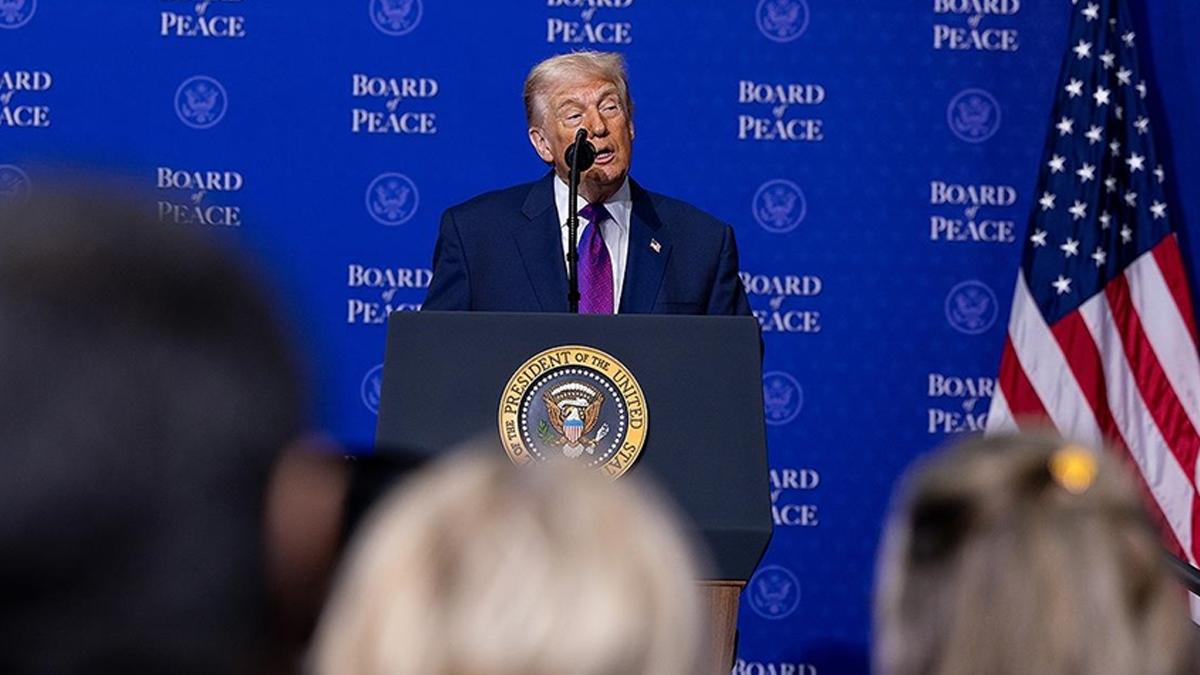 Trump'tan flaş İran açıklaması... Saldırı sinyali verdi