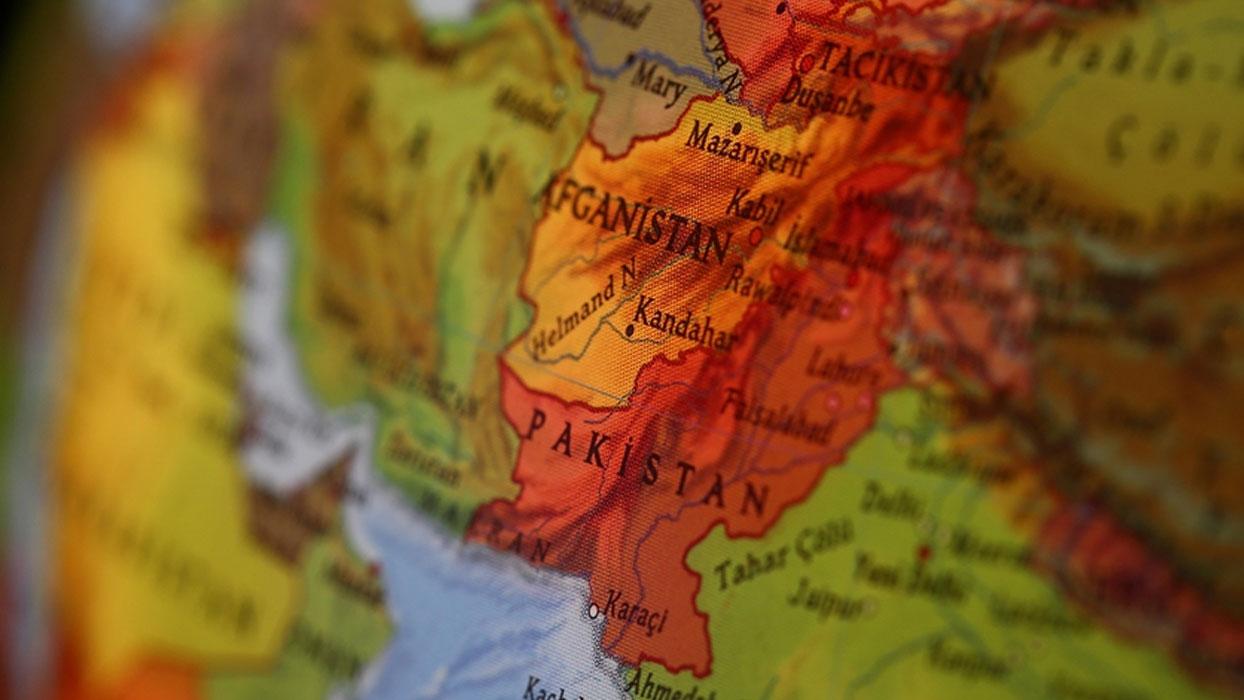 Afganistan'dan "Pakistan'ın hava saldırılarına uygun ve ölçülü yanıt vereceğiz" uyarısı