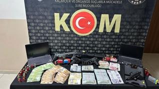 Hatay merkezli 8 ilde rüşvet ve kaçakçılık operasyonu: 26 tutuklama