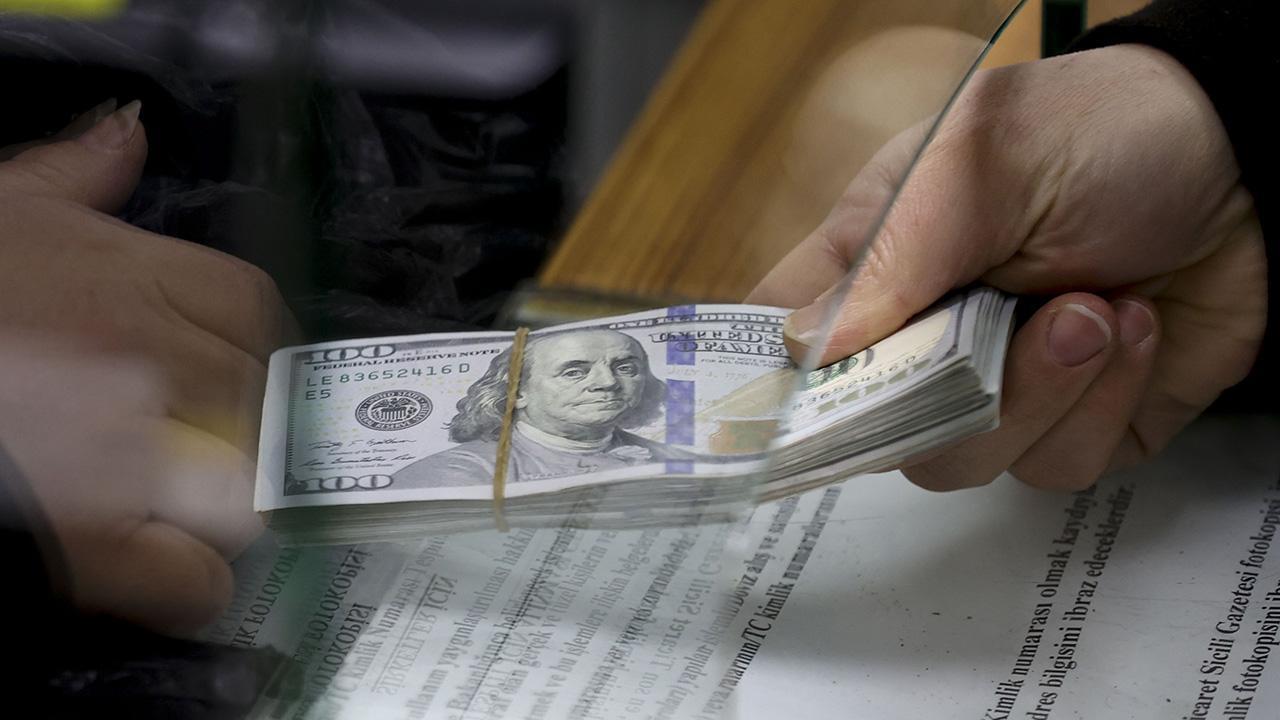 Yetkisiz döviz satıcıları mercek altında