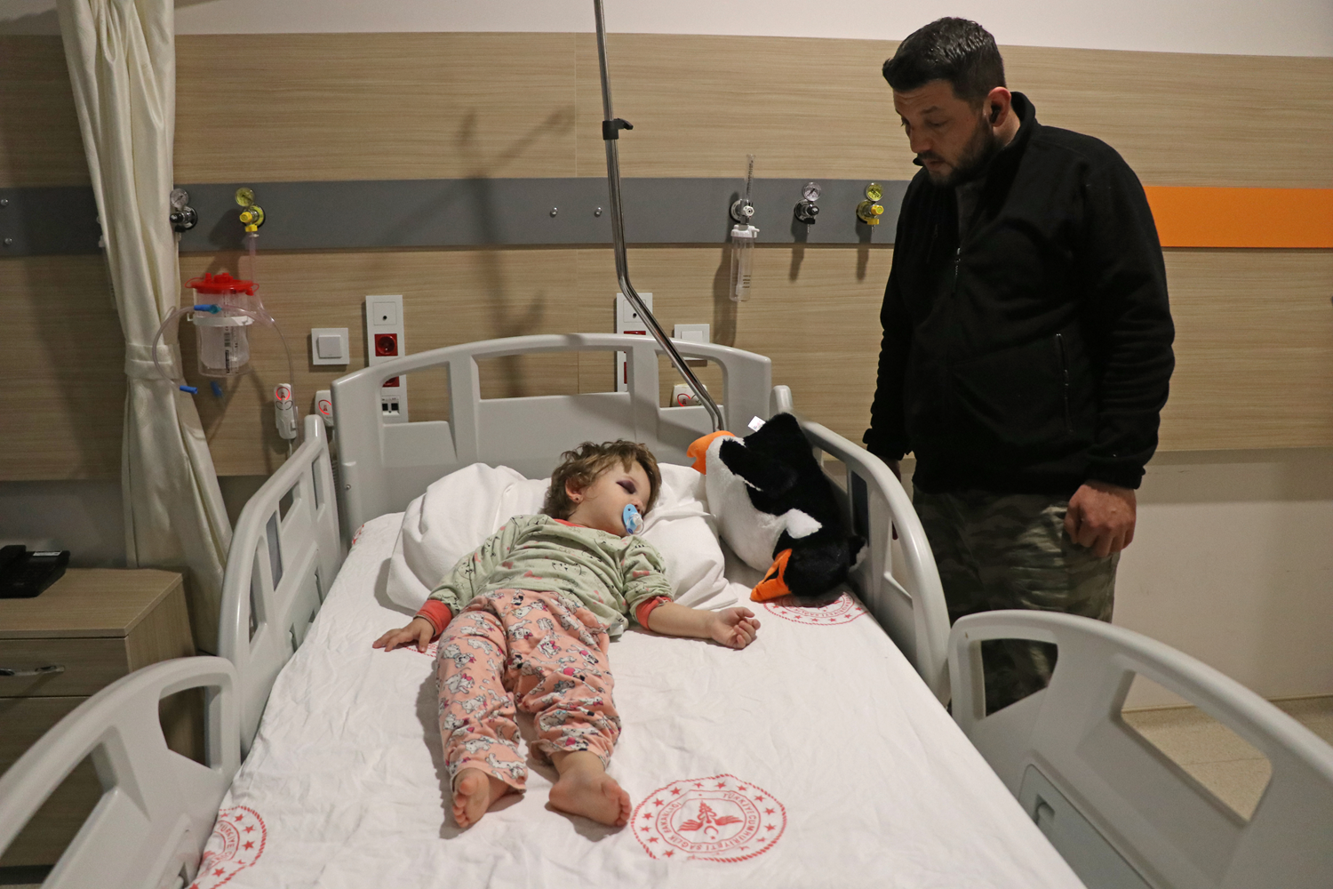 Yalova'da ''gürültü'' kavgası... 14 aylık çocuğun kafatası çatladı