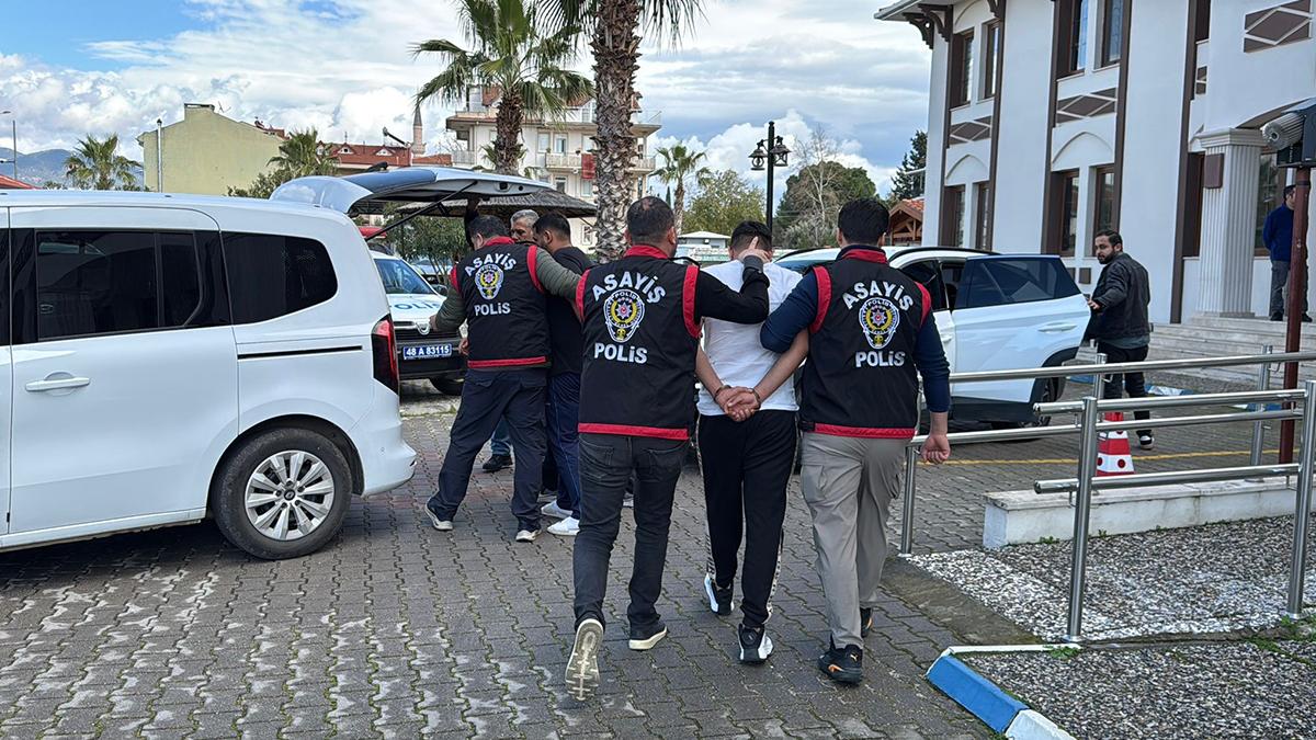 Fethiye'de suçlulara yönelik geniş çaplı operasyon: Firariler ve kayıp çocuklar bulundu