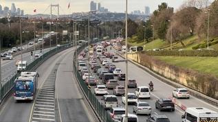 İstanbul'un trafik çilesi bitmiyor! Yoğunluk yüzde 81'e ulaştı