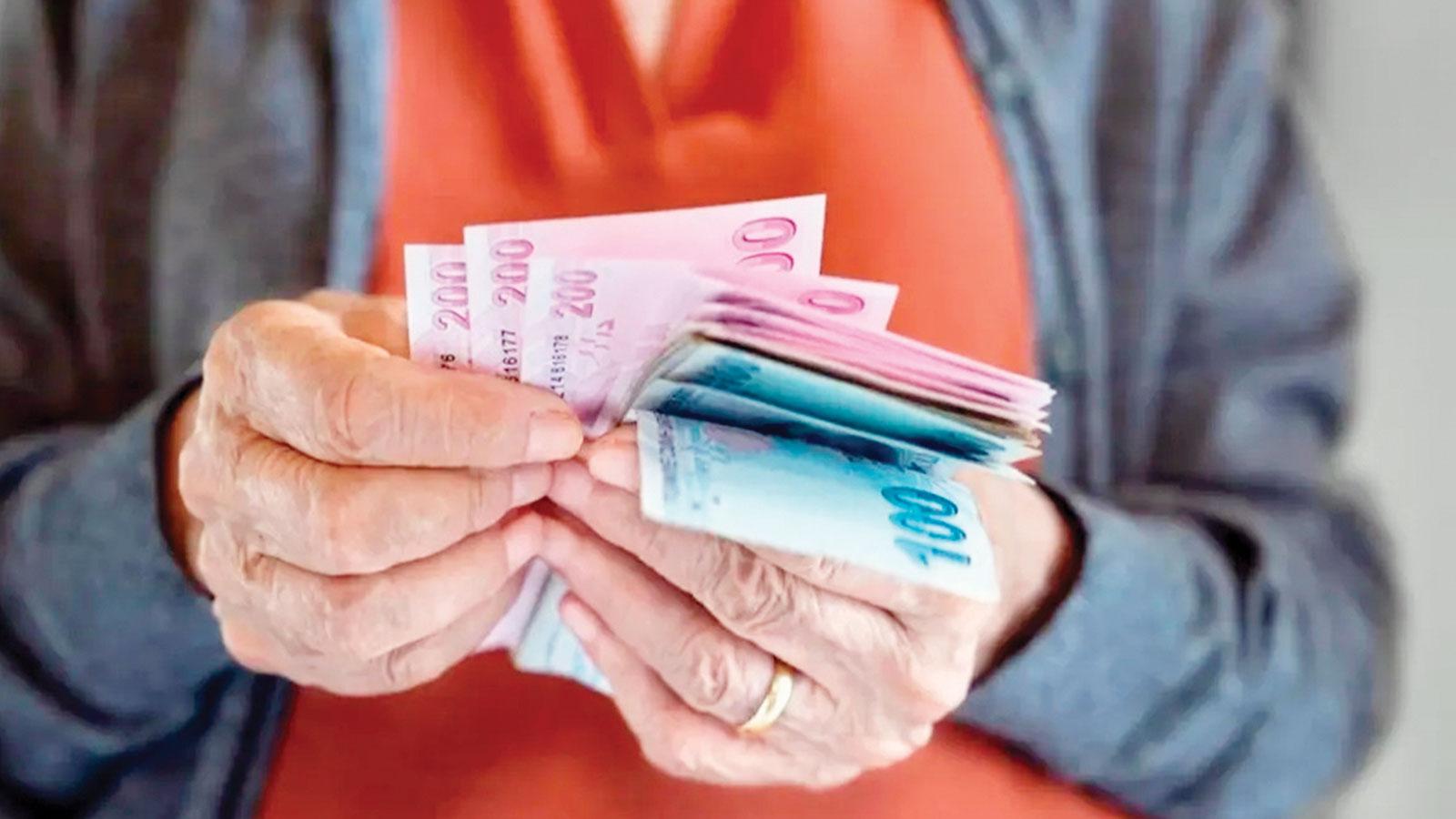 Emeklilere bayram ikramiyelerinde artış bekleniyor