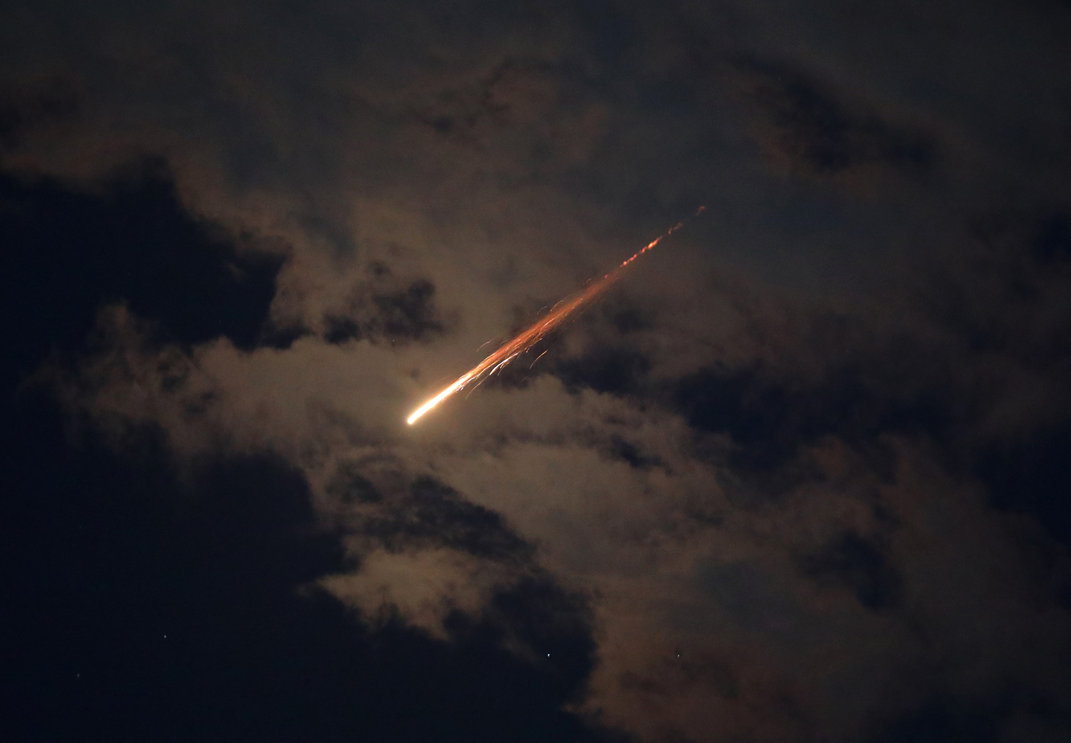 Tebriz kentinde 6 patlama meydana geldi