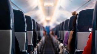 Uzun uçak yolculuklarında pıhtı riski! Her 2 saatte bir yürüyün