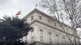 40 gün ulusal yas ilan edildi... Bayraklar yarıya indirildi