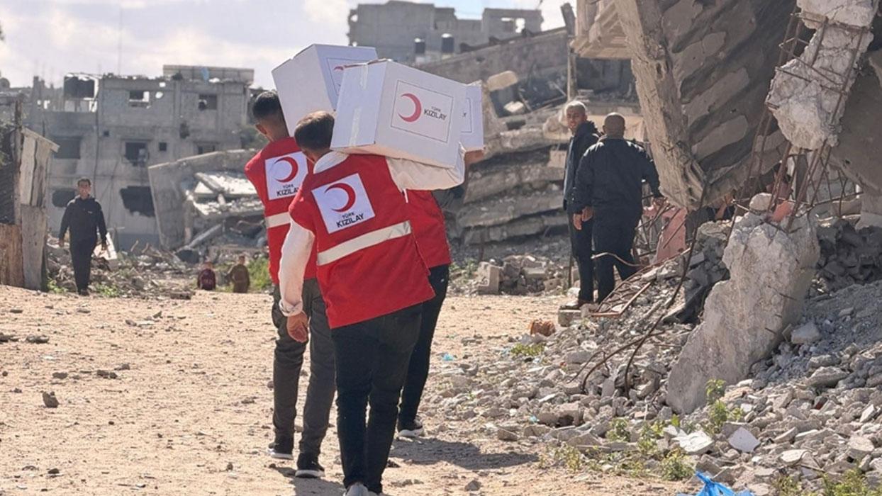 Türk Kızılay ihtiyaç sahiplerini yalnız bırakmıyor! Ramazanda insani yardım seferberliği