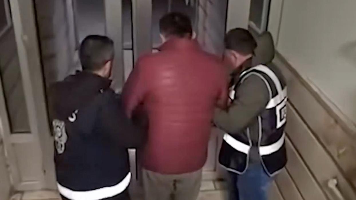 38 ilde FETÖ operasyonları! 182 tutuklama