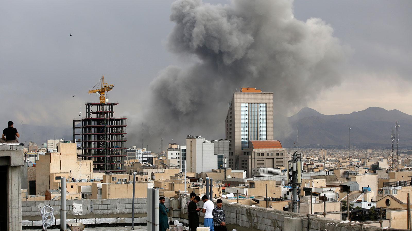 Orta Doğu'da savaş 4. gününde! İran, Dubai'de vurdu: ''Çok sayıda ABD askeri öldü'' iddiası