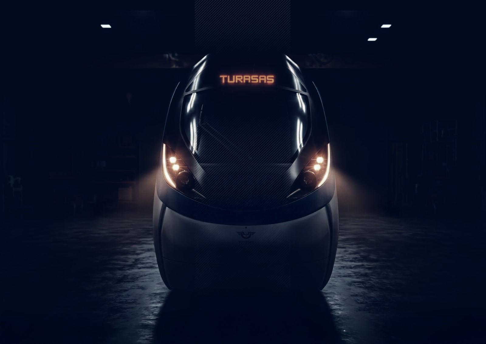 Türkiye'nin ilk milli elektrikli hızlı treni raylara iniyor