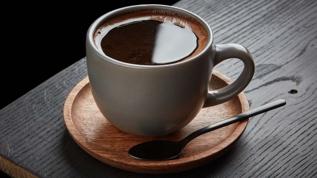 Bir fincan kahve ile karaciğer hastalığı riski yarı yarıya azalıyor