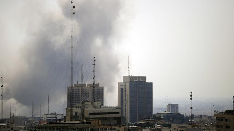 İran'ın başkenti Tahran'da patlama!