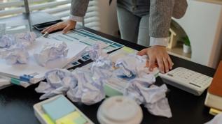 Psikologlardan iş dünyasına çağrı! Dağınık masa ile yaratıcılığı artırın