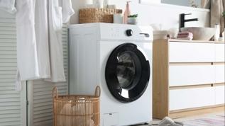 Çamaşır makinesinde yaptığınız bu hata kıyafetleri hızla yıpratıyor
