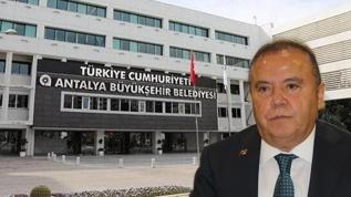 Antalya'da Muhittin Böcek'in de aralarında rüşvet davası yarın başlıyor