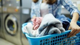Soğuk su çamaşırı sıcak su kadar temizleyebilir mi?