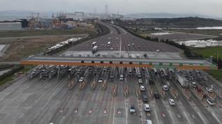 Bayram döneminde otoyol ve köprülerden 12,3 milyon araç geçti