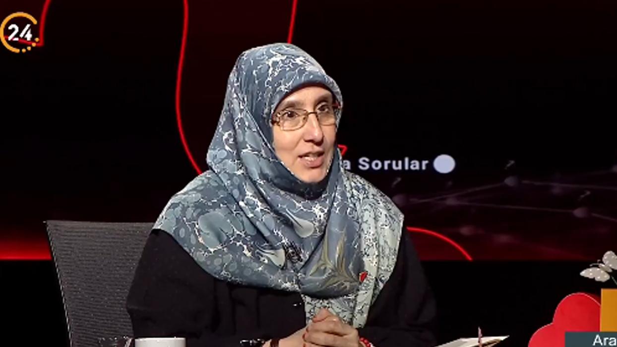 Dinsiz, cinsiyetsiz ve cibilliyetsiz nesil... Yazar - Aile Danışmanı Mine İzgi'den sistem eleştirisi ve aile vurgusu!