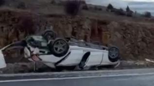 Konya'nın Beyşehir ilçesinde otomobil devrildi: 4 yaralı