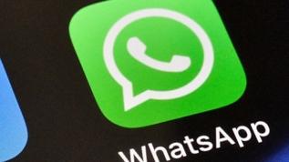 WhatsApp'tan sesli mesaj oynatıcısına yeni Liquid Glass dokunuşu