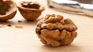 Uzmanlar ceviz tüketiminin yaşlanmayı yavaşlattığını açıkladı