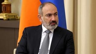 Paşinyan'a kilisede saldırı girişiminde bulunuldu
