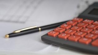 Ekonomik güven endeksi martta aylık yüzde 2,8 azalarak 97,9 oldu