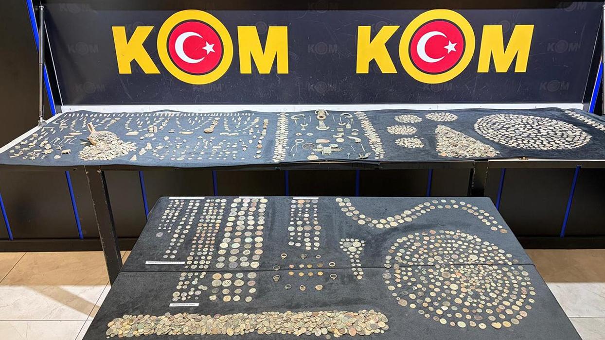 Hobi bahçesinden 30 milyonluk tarihi eserler ele geçirildi