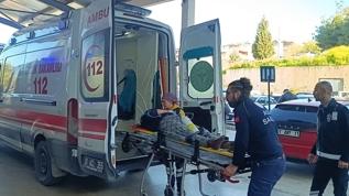 Adana'da tarım işçilerini taşıyan midibüsün devrildiği kazada 17 kişi yaralandı