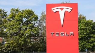 Hisseler neden düşüyor? Tesla için kritik uyarı geldi