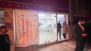 İşe alınma vaadi iddiasıyla CHP binasına saldırdı!