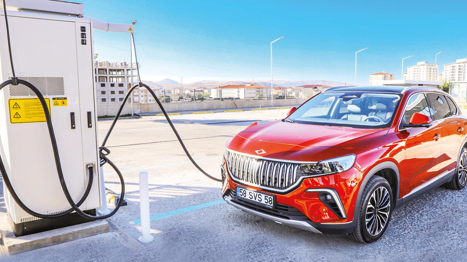 Türkiye'de elektrikli ve hibrit araç satışlarında tarihi rekor