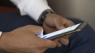 Yargıtay'dan emsal karar: Whatsapp yazışmaları işten çıkarma gerekçesi olamaz