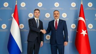 Dışişleri Bakanı Hakan Fidan, Hollanda mevkidaşıyla bakanlıkta görüştü